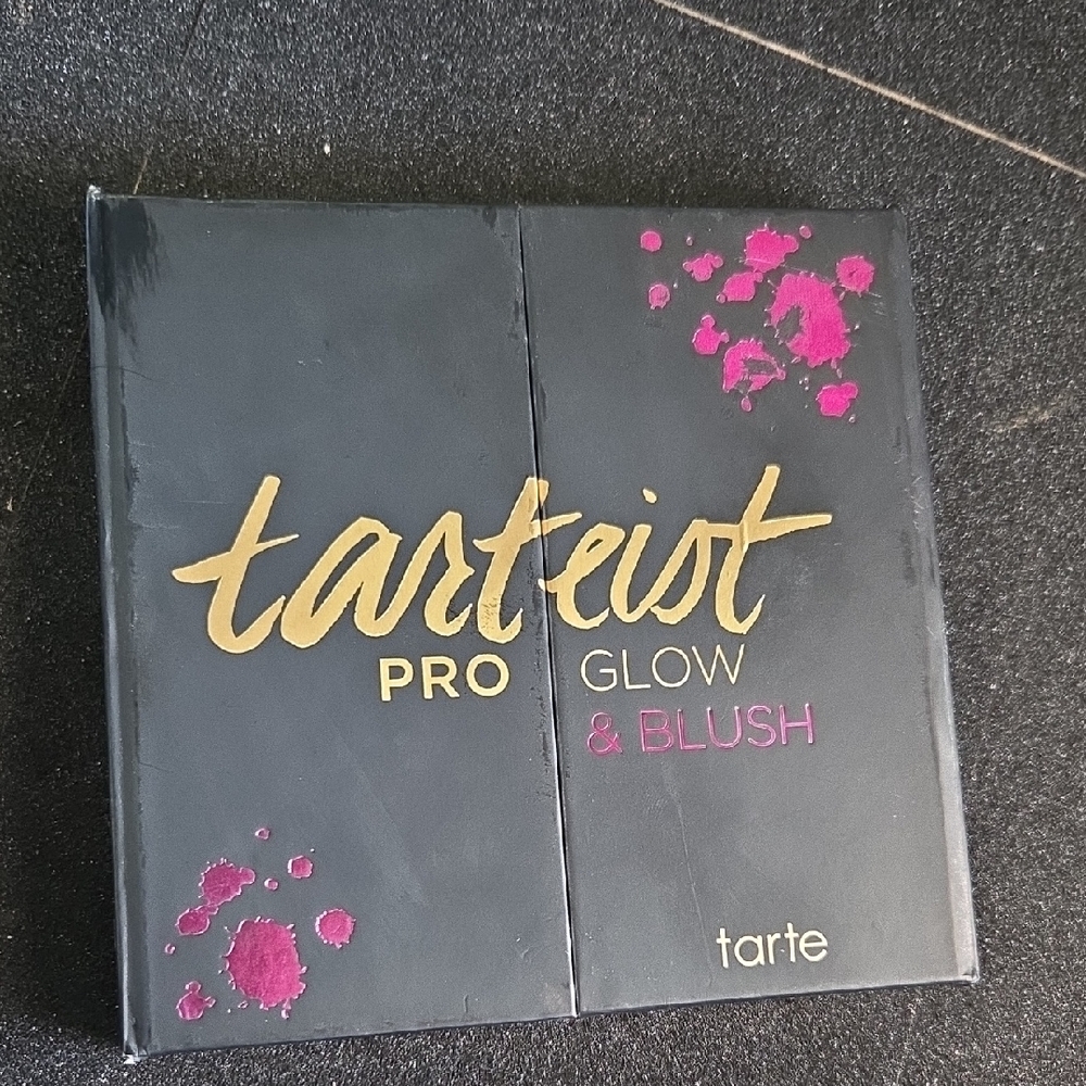 Tarte Tarteist Pro Glow & Blush Palette with Gold and Pink Accents
